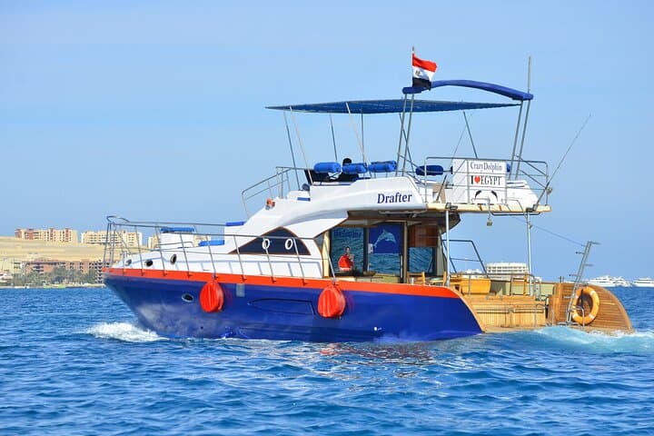 Private Luxury Boat Snorkeling & Lunch at Giftun Island — Hurghada Red Sea photo 4