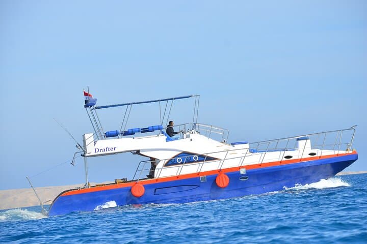 Hurghada Overnight Private Fishing Charter: 14-Hour Deep-Sea Trip with Cabins & Crew photo 4