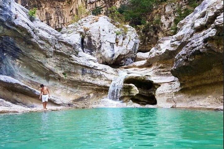Cyclops' Eye Day Tour from Tirana: Krrabë's Heart-Shaped Spring photo 2