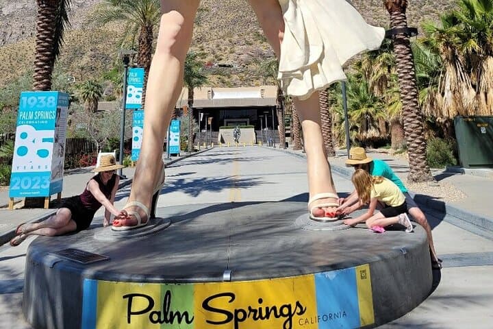 Creative Soul Scavenger Hunt in Palm Springs — Interactive Urban Adventure photo 4