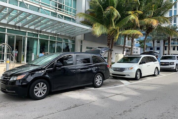 Private Departure Transfer from Hatfield to Hartford (BDL): Fast, Door-to-Door Service photo 4