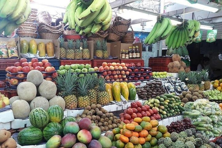 Paloquemao Market Tour — Bogotá’s Fresh Produce & Flower Immersion photo 3