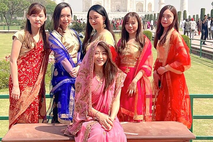 Taj Mahal Private Day Trip from Delhi: Skip-the-Line Tour with 5-Star Lunch photo 2