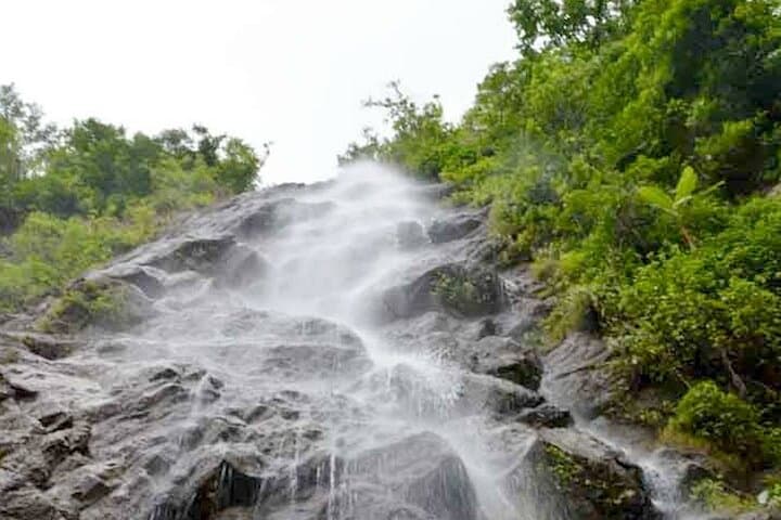 Araku Valley Day Trip from Vizag: Borra Caves, Katiki Falls & Coffee Trails photo 2