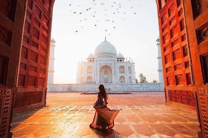 Taj Mahal Overland: Sunrise at the Taj Mahal, Agra Fort & Cultural Highlights photo 2