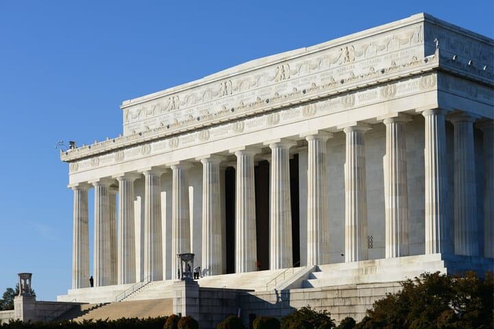 Private Guided Walk: Washington DC's Iconic Memorials & National Mall photo 3