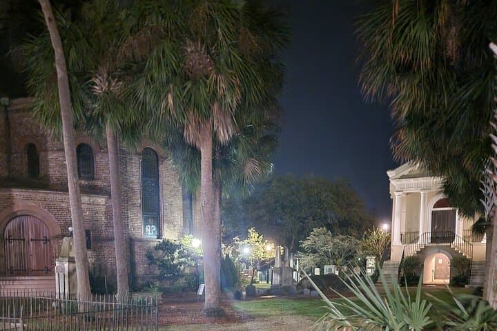 Shadows of the Peninsula: Charleston's Haunted Walking Tour of Pirates & Death photo 3