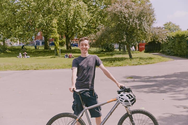 Explore Bristol by Bike: Full-Day Hybrid Bicycle Hire & Self-Guided Routes photo 3