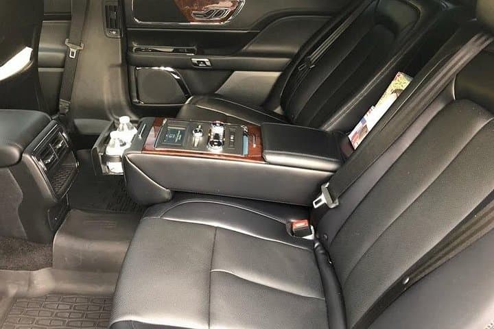 Private Arrival Transfer NYC Airports: JFK, LGA & EWR to Manhattan photo 6