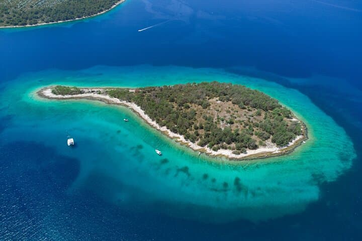 Private Boat Trip in Sibenik Archipelago: Swim, Snorkel & Explore Hidden Islands