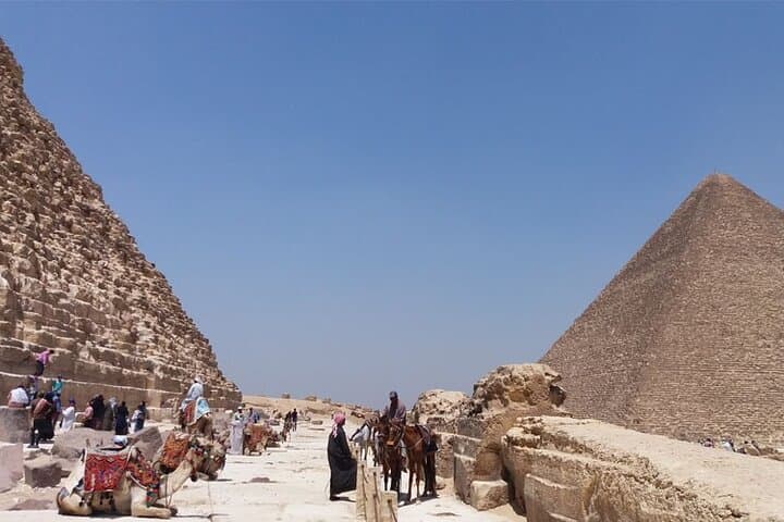 Half-Day Giza Pyramids and Great Sphinx: Private Guided Tour photo 3