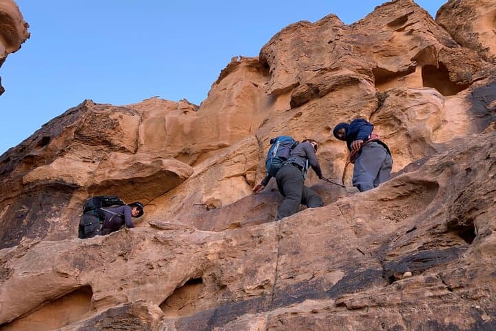 Jebal Al Hash: 2-Day Guided Hike and Bedouin Camp in Wadi Rum photo 3
