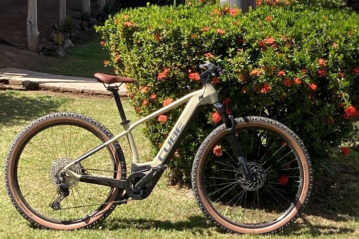 24-Hour Motorbike & E‑MTB Rental in Playas del Coco — Ride Guanacaste’s Coast