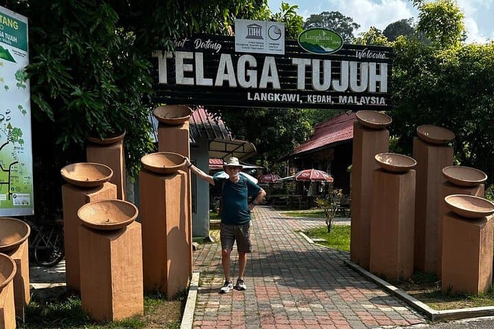 Swimming the Seven Wells: Telaga Tujuh Waterfall & Sacred Blue Pool Half-Day Tour photo 2