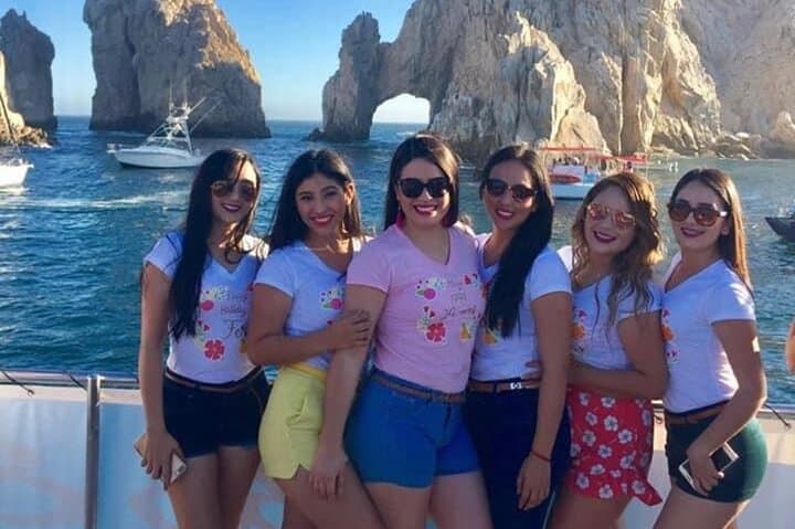 Cabo Sunset Dinner Cruise: Tacos, Tequila & The Arch at Dusk photo 4