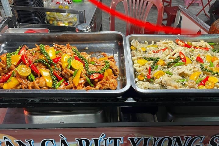 Saigon Foodie Night Motorbike Tour: Ho Chi Minh Street Food by Scooter photo 5