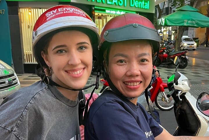 Saigon Foodie Night Motorbike Tour: Ho Chi Minh Street Food by Scooter photo 6