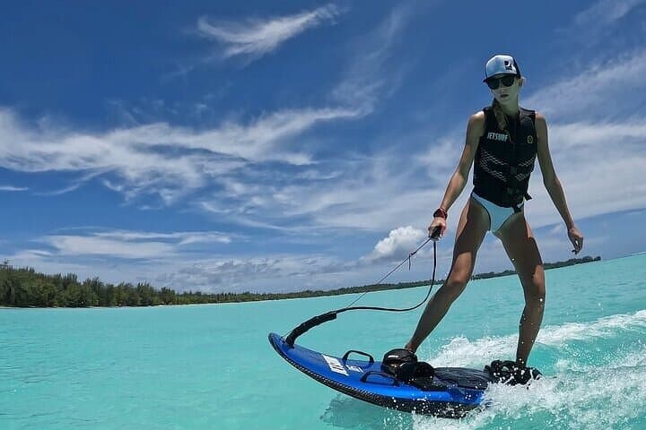 JetSurf Lessons in Bora Bora: Private Motorized Surfboard Adventure in the Lagoon