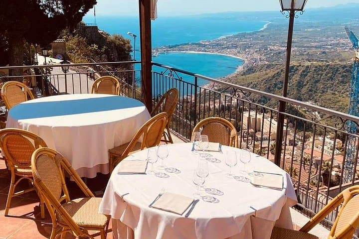 Taormina Colors & Flavors: Fiat 500 Vintage Tour, Bar Vitelli Coffee and Sunset Pizza photo 3