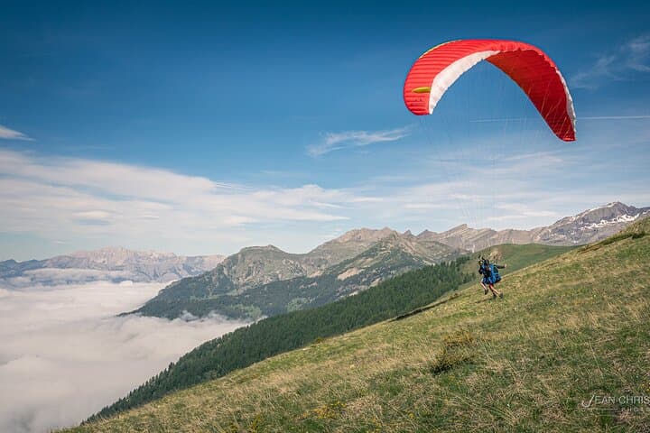 Tandem Paragliding Over Orcières-Merlette — Écrins National Park Tandem Flight photo 2