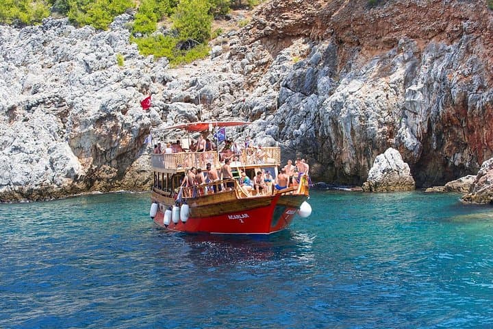 Alanya Coastal Relaxing Boat Trip: Lunch, Swim & Mediterranean Views photo 6