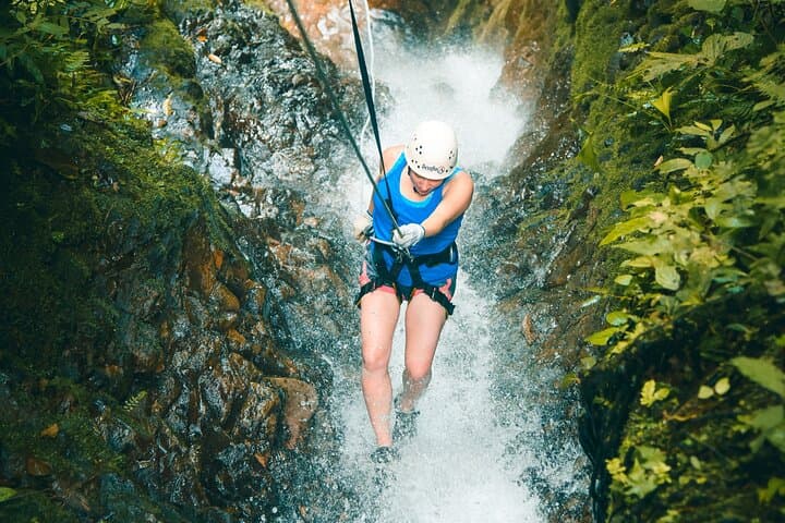 Rappelling the Lost Canyon: Arenal Waterfall Canyoning Adventure photo 5
