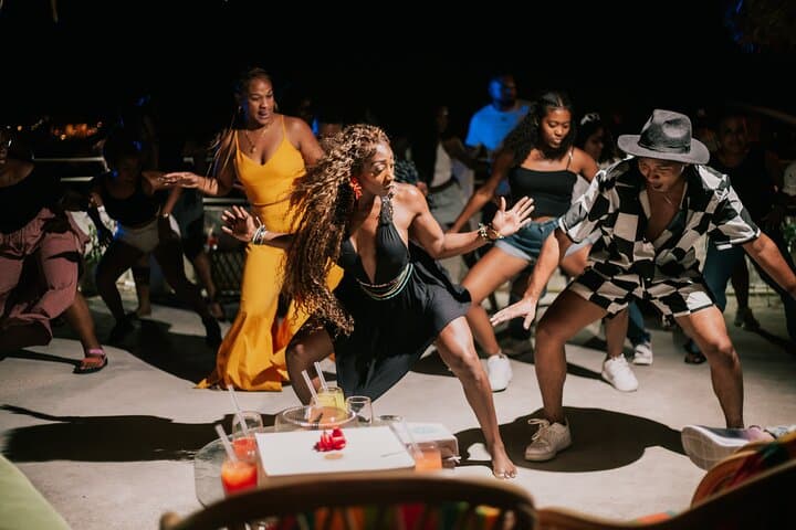 Rooftop Champeta and Salsa in Cartagena: Learn Local Moves at Sunset photo 2