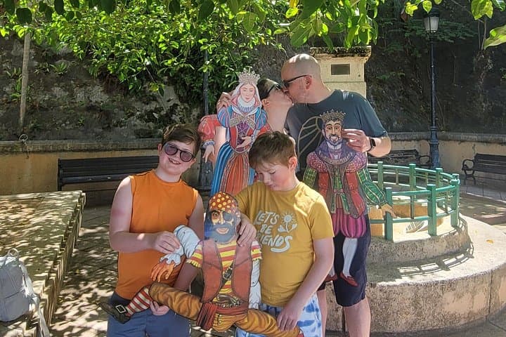 Old San Juan Family Fun Tour — Educational Walking Tour with Science Kits & Local Treats photo 3