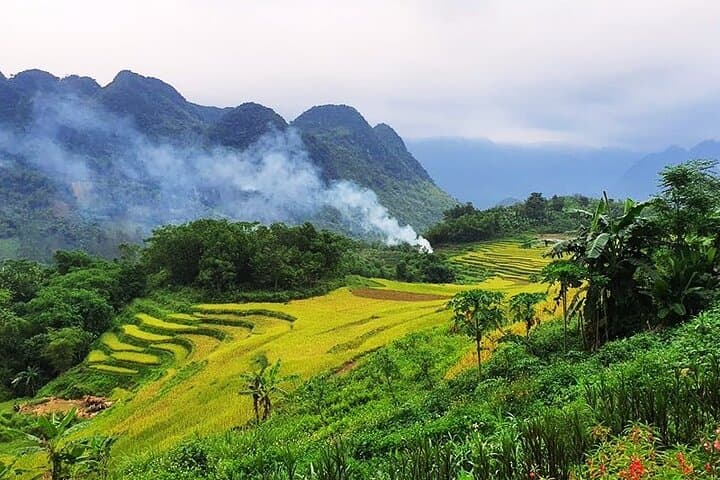 Northern Vietnam 5–7 Day Itinerary: Hanoi, Ha Long Bay, Ninh Binh, Pu Luong & Mai Chau photo 5