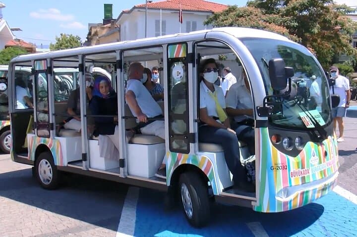 Full-Day Princes' Islands Tour from Istanbul: Ferry, Forests & Ottoman Mansions photo 4