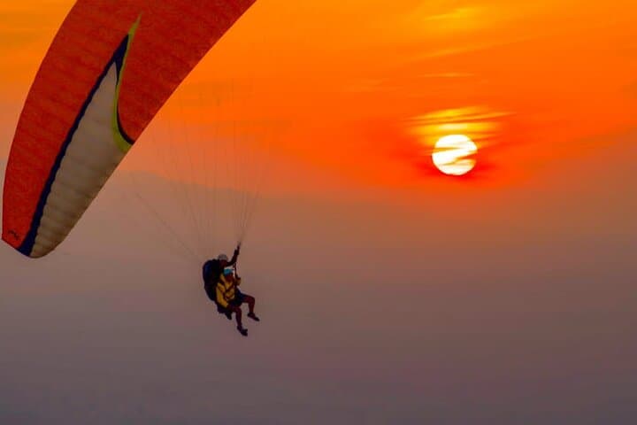 Half-Day Paragliding Over the Atlas Mountains from Marrakech