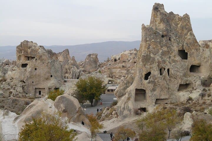 Private Cappadocia Red Tour: Göreme Open Air Museum, Pasabag, Avanos & Devrent