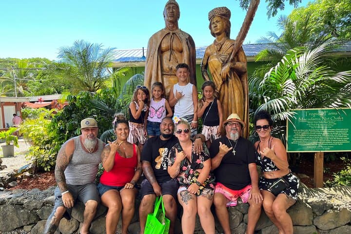 Oahu Circle Island Full-Day Tour: Halona Blowhole, Turtle Beach & North Shore Eats