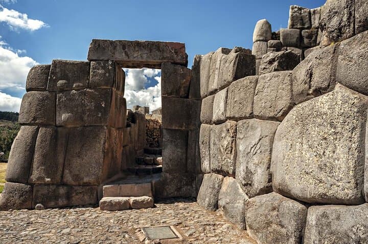 Cusco City Tour and Sacsayhuaman: Historic Center, Inca Walls & Scenic Ruins photo 6