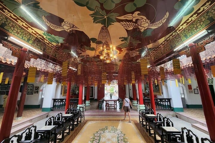 Hoi An Ancient Town Walking Tour from Da Nang — Morning & Afternoon Guided Visit photo 4