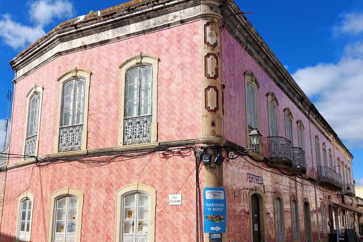 Silves, Ferragudo & Carvoeiro Day Tour from Albufeira — Castles, Cliffs and Algar Seco photo 3
