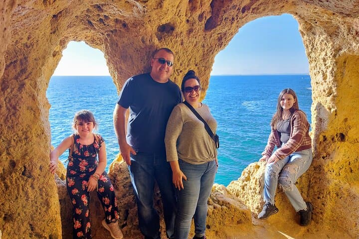 Silves, Ferragudo & Carvoeiro Day Tour from Albufeira — Castles, Cliffs and Algar Seco photo 4