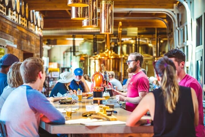 Bend Craft Brewery Tour and Tasting Flights — Local Taproom Experience photo 3