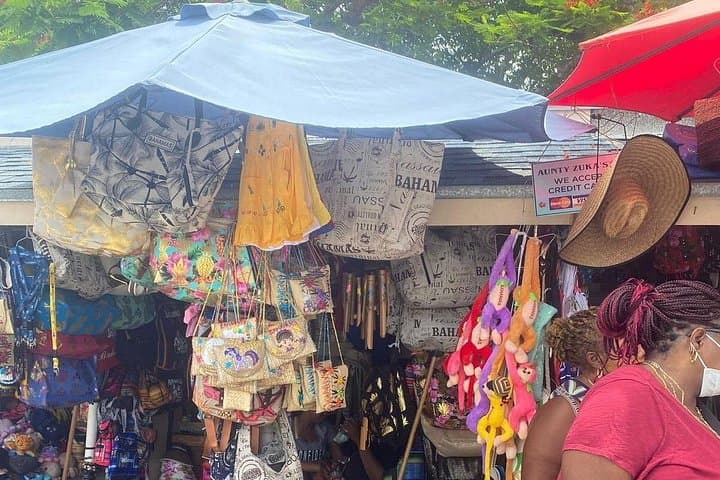 Private Guided Tour of Nassau: History, Beaches & Local Flavors photo 3