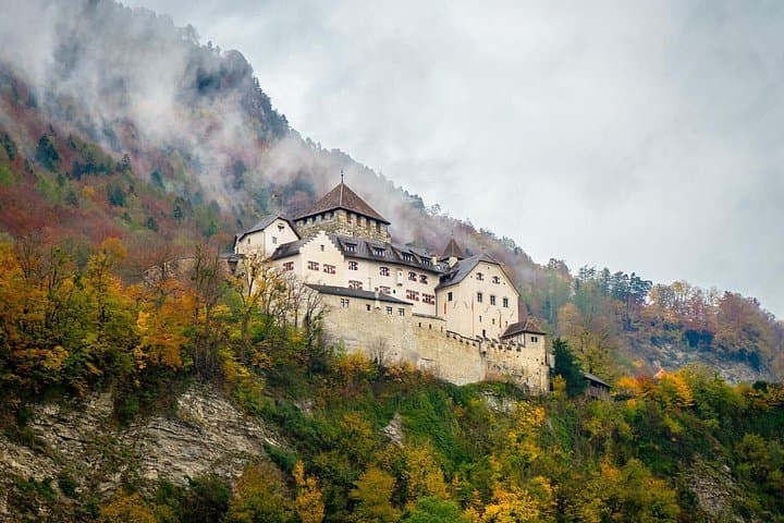 Private Transfer from Vaduz to Zurich with 2-Hour Stop at Gutenberg Castle (Balzers) photo 2
