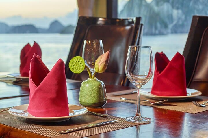 Verdure Lotus Classic: 2-Day Halong Bay & Lan Ha Bay Overnight Cruise photo 4