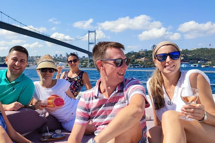 Bosphorus Luxury Yacht Cruise: Afternoon Guided Tour Between Continents photo 6