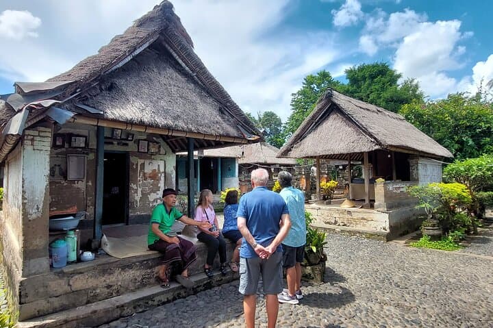 Ubud Customized Private Tour – Waterfalls, Rice Fields & Kintamani Sunset