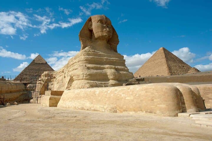 Full-Day Private Cairo Day Tour by Flight from Hurghada: Pyramids, Sphinx & Egyptian Museum photo 3