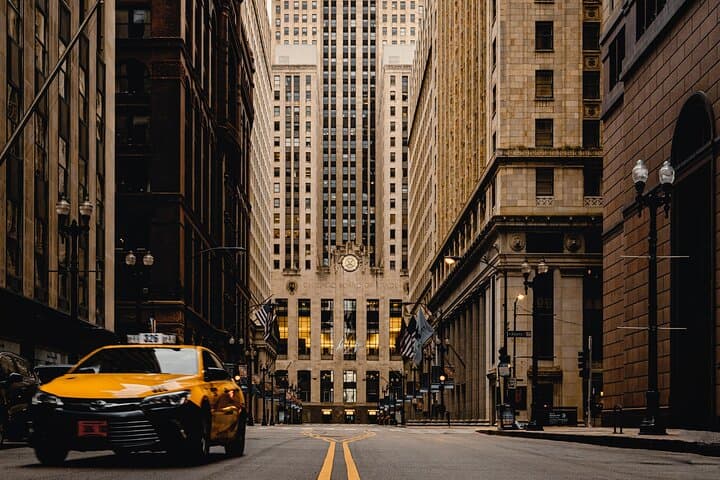 Chicago Art Deco Architecture Tour: History of the Jazz Age in the Loop photo 3