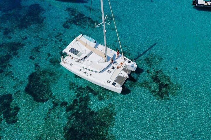 Athens Riviera Catamaran Cruise: Swim, Snorkel & Greek Lunch from Alimos