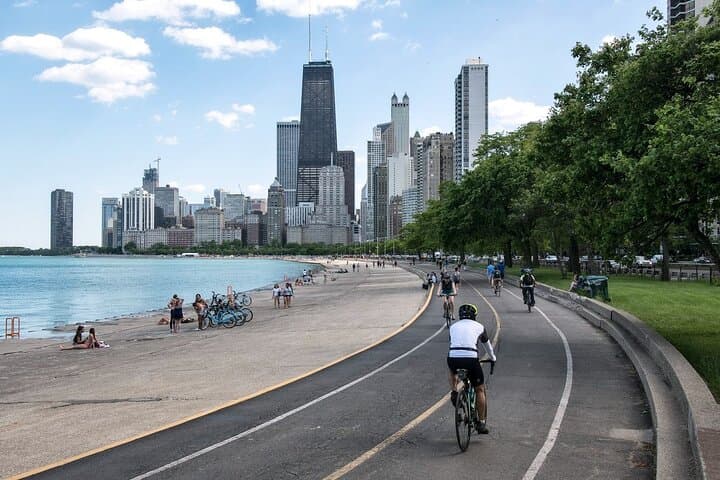 Explore Chicago on Two Wheels: A Culinary Bike Tour Through Iconic Neighborhoods photo 2