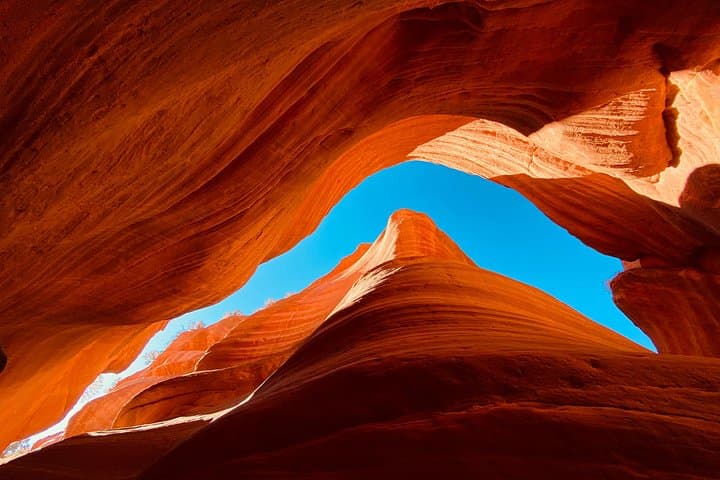 Peek-a-Boo Slot Canyon Hike: Guided Small-Group Tour from Kanab