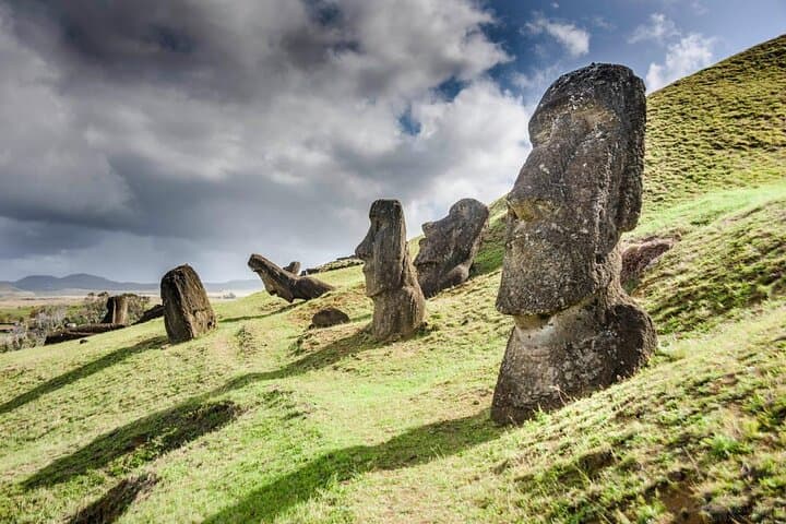 Essential 2-Day Private Tour of Easter Island: Moai, Craters & Coastal Views photo 2