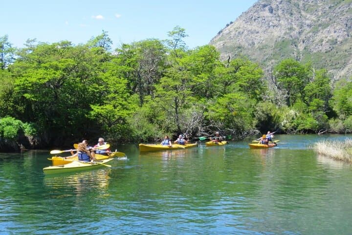 Kayaking Machonico Lakes on the Siete Lagos Trail — San Martín de los Andes photo 5